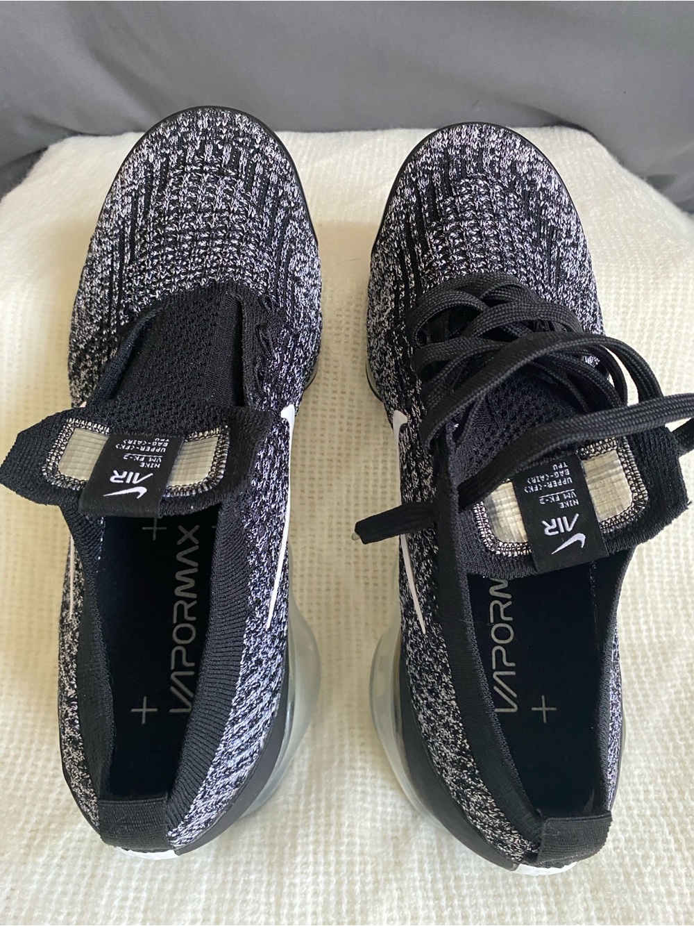 Nike Women’s VaporMax Flyknit Sneakers - Black & White Streetwear - Picture 8 of 9